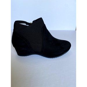 Cloud Walkers Keira Ankle Black Boot 8.5 Women